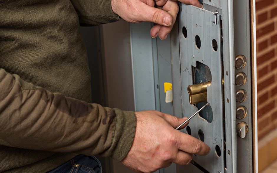 spécialiste serrurier prix changement serrure Vitry-sur-Seine
